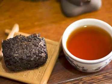 湖南安化黑茶多少钱一斤手筑茯砖